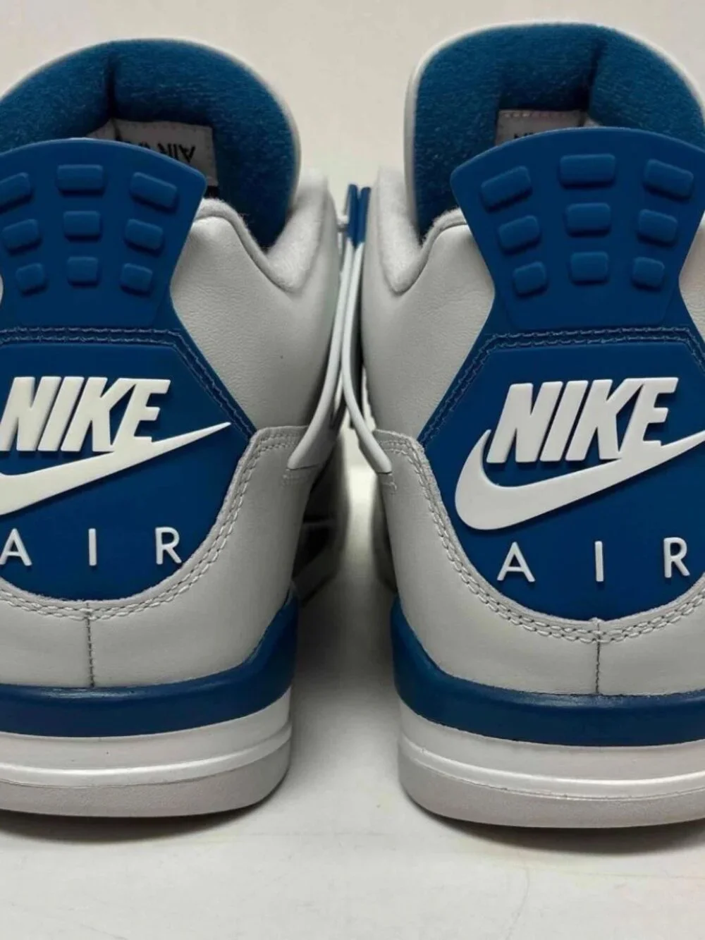 Jordan 4 Retro Military Blue 2024 (FV5029-141), Size 11